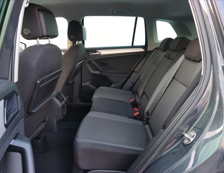 Volkswagen Tiguan SUV / Terénní 2,0 l 110 kw