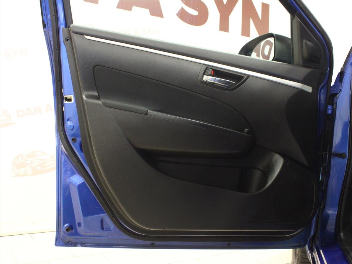 Suzuki Swift Hatchback 1,2 l 69 kw