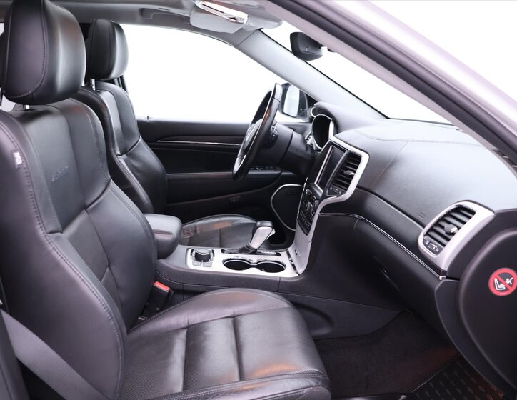 Jeep Grand Cherokee 15