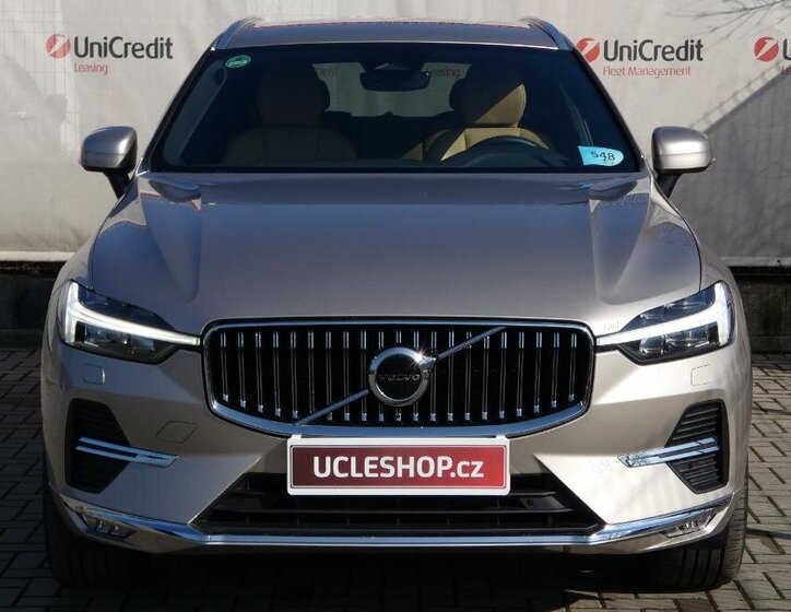 Volvo XC60 SUV / Terénní 2,0 l 145 kw