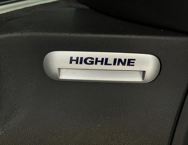 Volkswagen Multivan 32