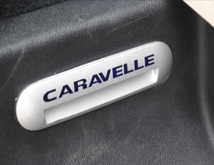 Volkswagen Caravelle 10