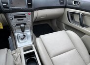 Subaru Legacy Kombi 3,0 l 180 kw