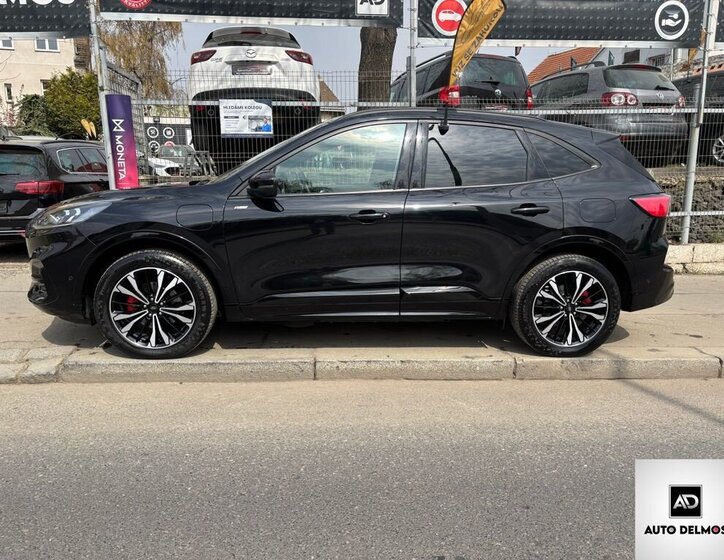 Ford Kuga SUV / Terénní 2,5 l 165 kw