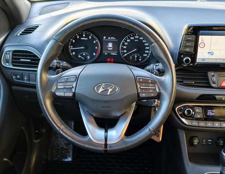 Hyundai i30 Kombi 1,4 l 103 kw