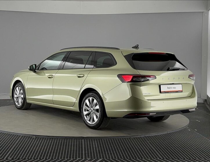 Škoda Superb Kombi 2,0 l 110 kw
