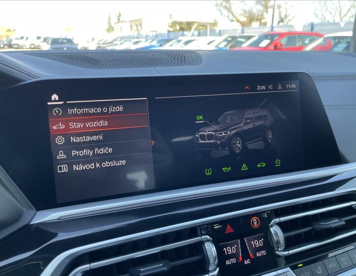 BMW X7 SUV / Terénní 3,0 l 195 kw