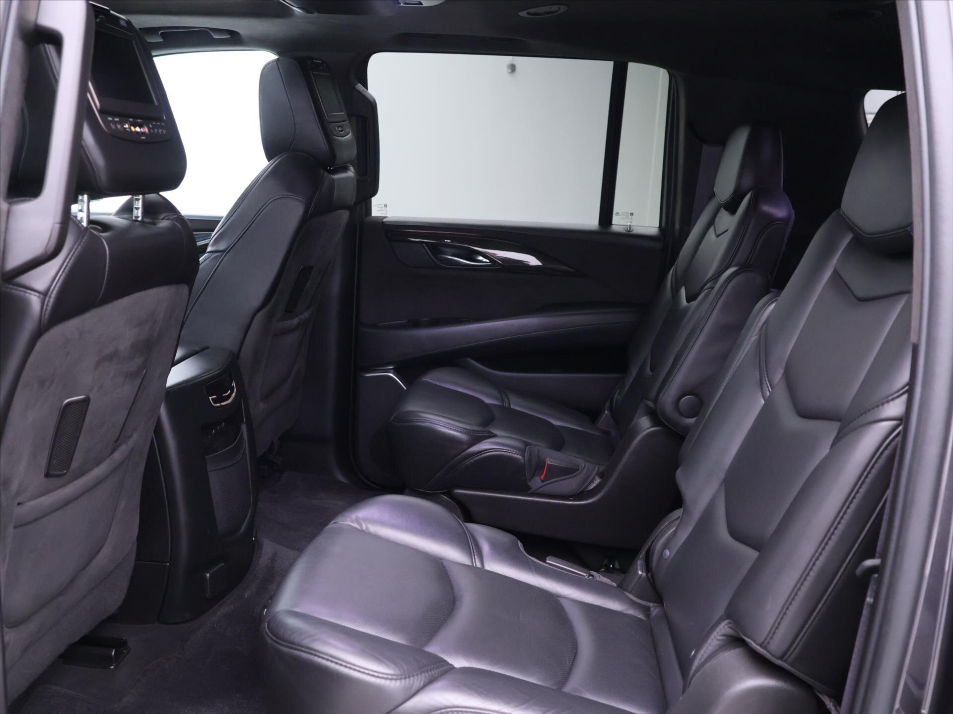 Cadillac Escalade SUV / Terénní 6,2 l 313 kw