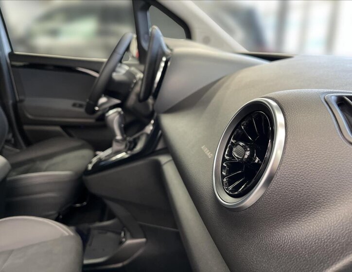 Mercedes-Benz Třídy T 17