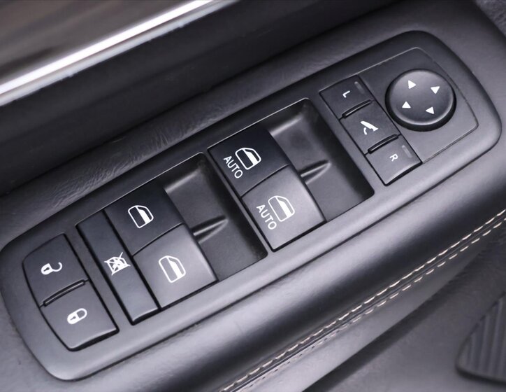 Jeep Grand Cherokee SUV / Terénní 3,0 l 184 kw