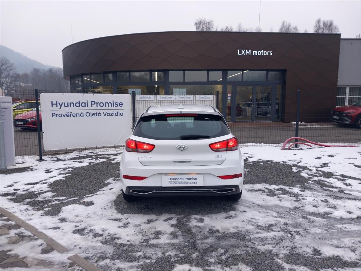 Hyundai i30 Hatchback 998,0 88 kw