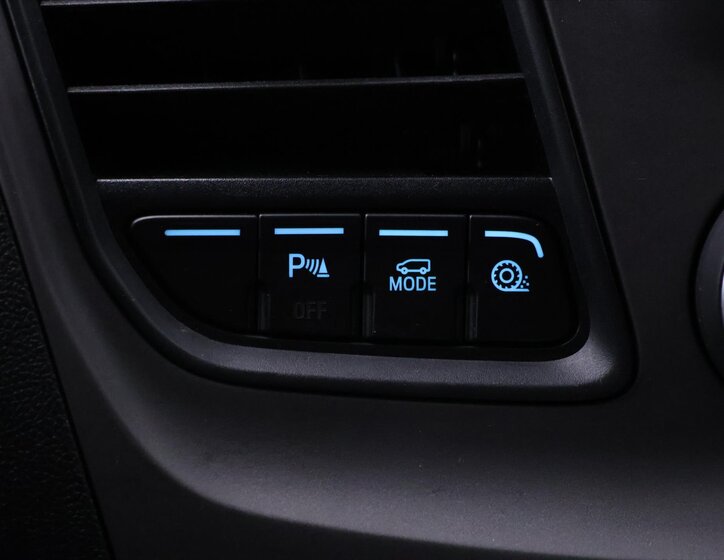 Ford Transit Custom Kombi 2,0 l 96 kw