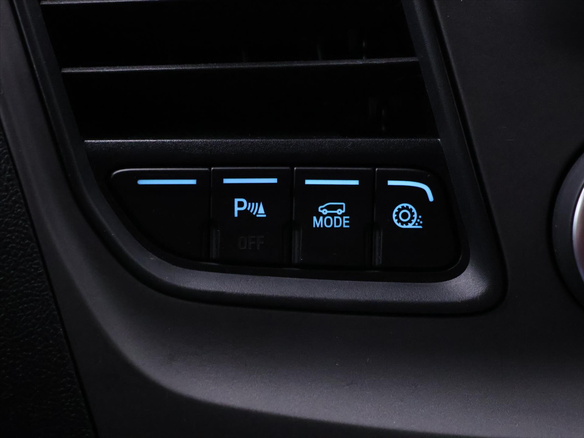 Ford Transit Custom Kombi 2,0 l 96 kw