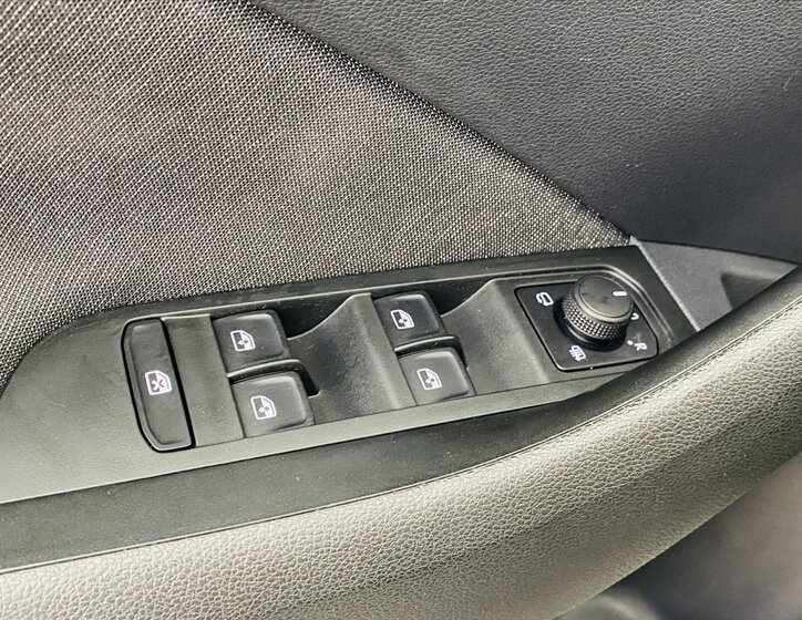 Škoda Scala Hatchback 1,6 l 85 kw