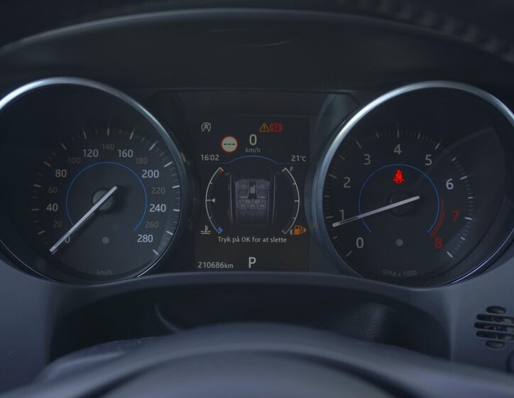 Jaguar F-Pace SUV / Terénní 2,0 l 184 kw