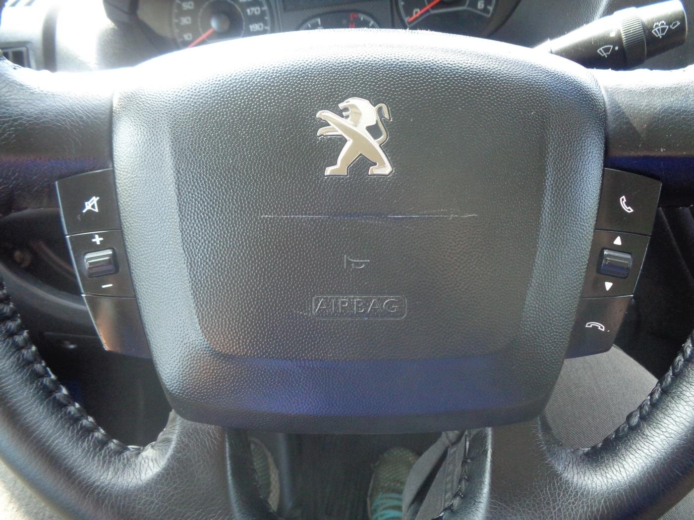 Peugeot Boxer Valník 2,0 l 96 kw