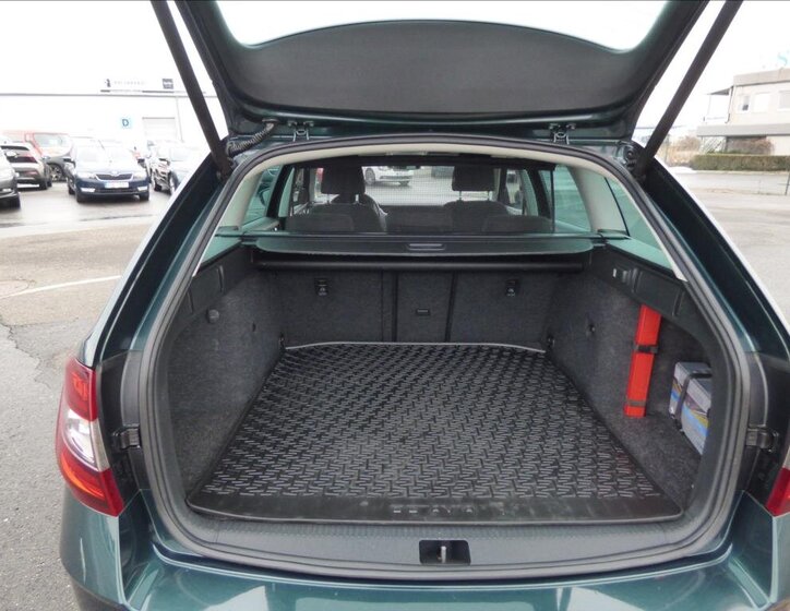 Škoda Octavia Kombi 2,0 l 110 kw