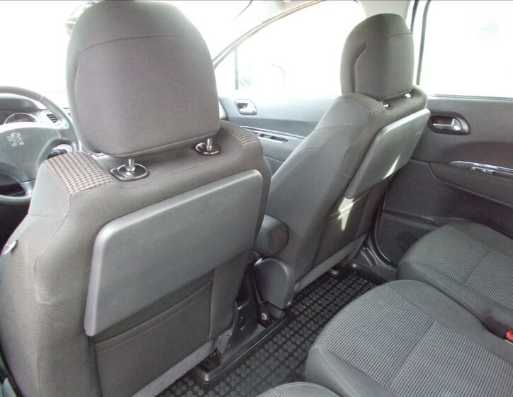 Peugeot 5008 MPV 1,6 l 80 kw