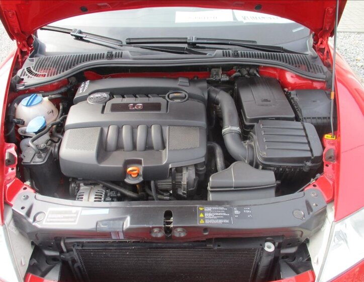 Škoda Octavia Sedan / Limuzína 1,6 l 75 kw