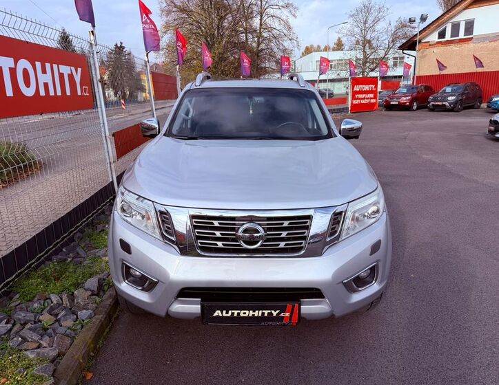 Nissan Navara 2