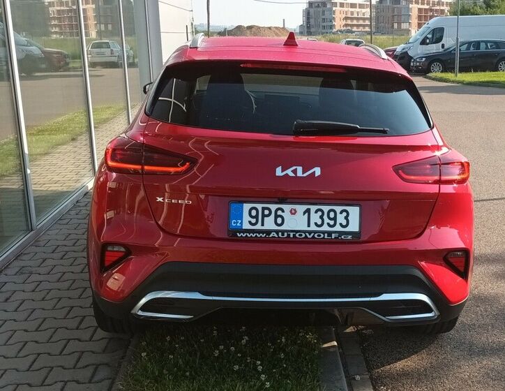 KIA XCeed 10