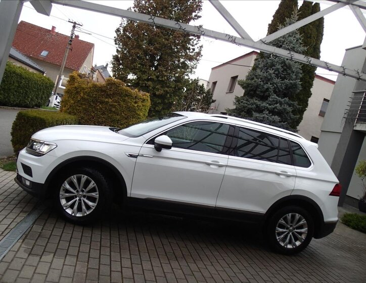 Volkswagen Tiguan SUV / Terénní 2,0 l 110 kw