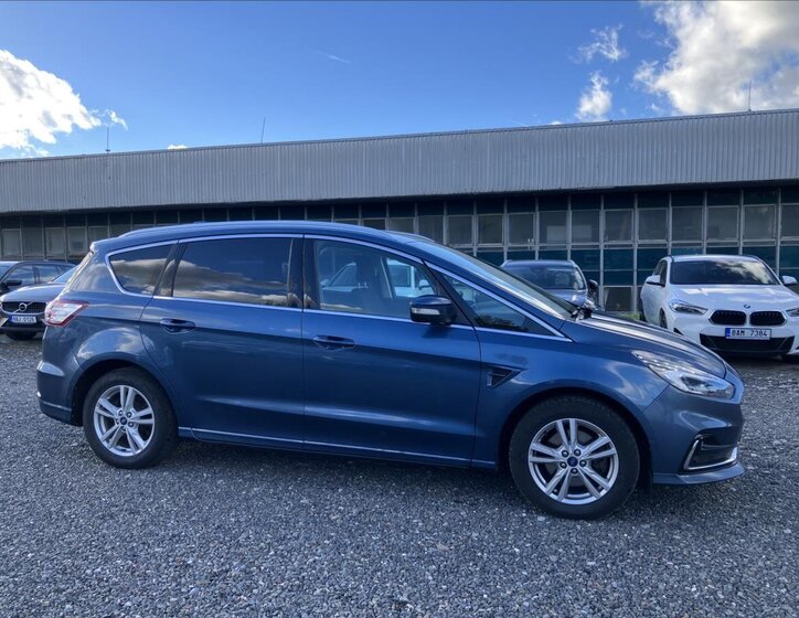 Ford S-MAX MPV 2,0 l 110 kw