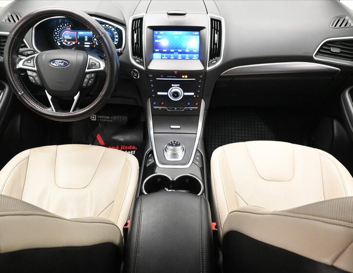 Ford S-MAX MPV 2,0 l 140 kw