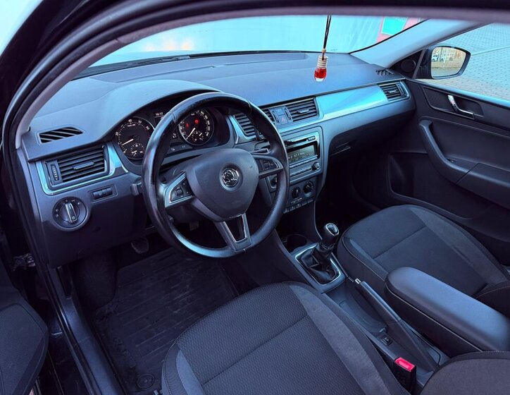 Škoda Rapid Liftback 1,2 l 77 kw