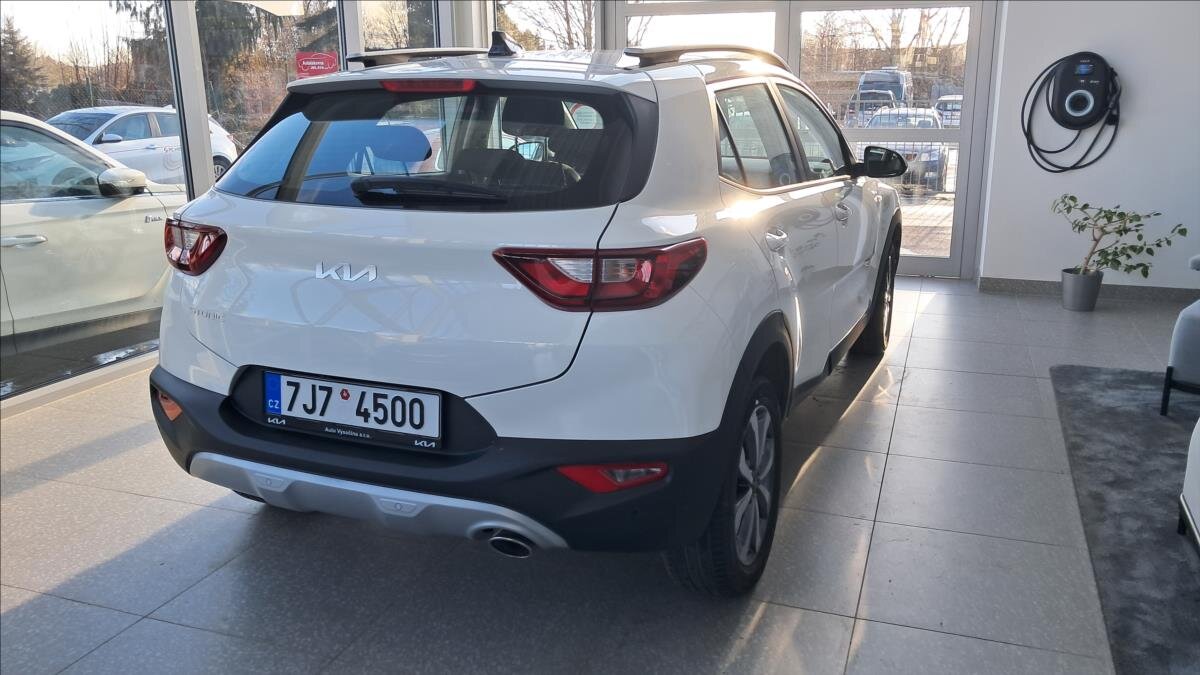 KIA Stonic Kombi 1,2 l 57 kw