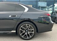 BMW i7 Sedan / Limuzína 0,0 400 kw