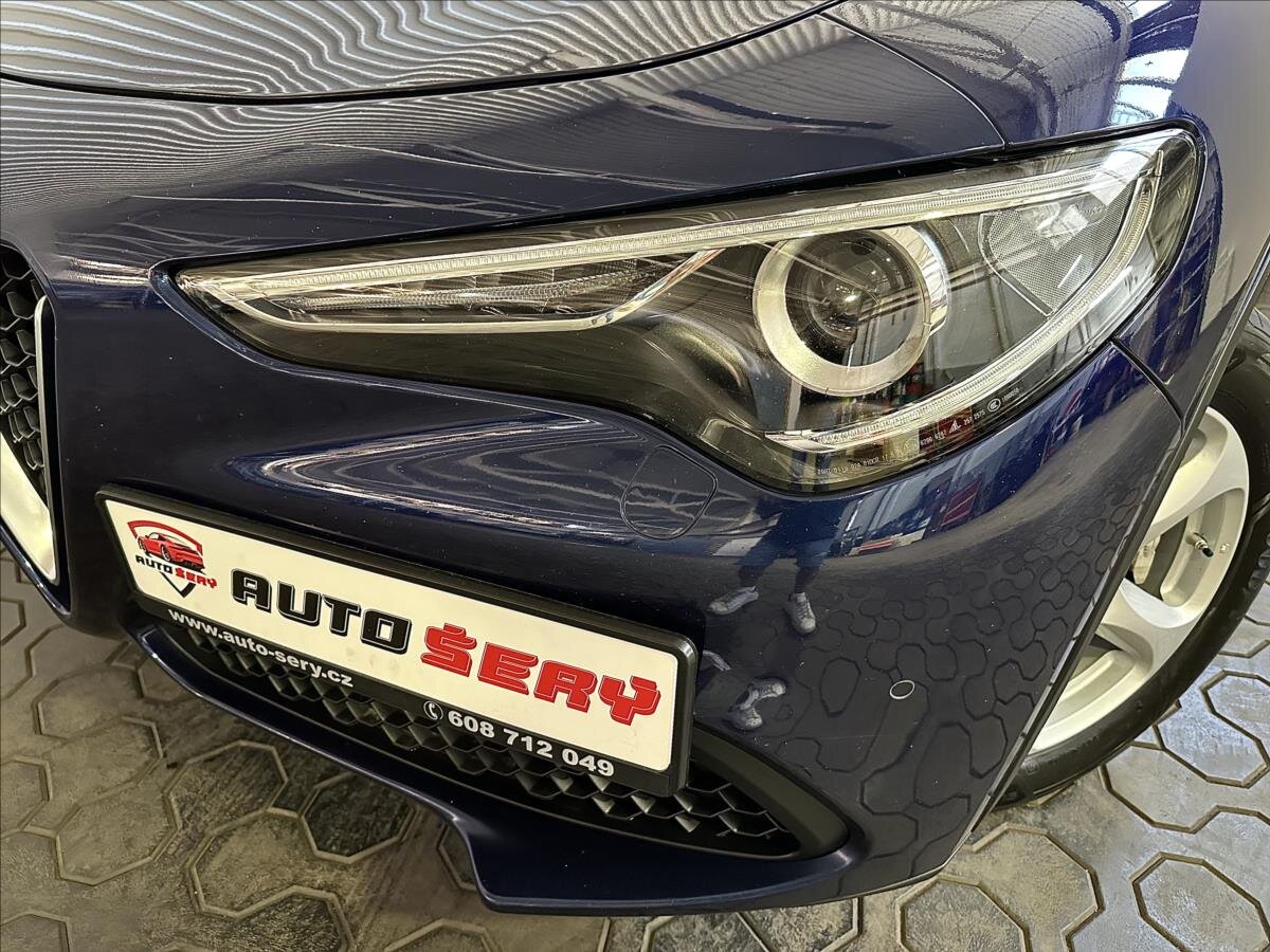 Alfa Romeo Stelvio SUV 2,1 l 154 kw