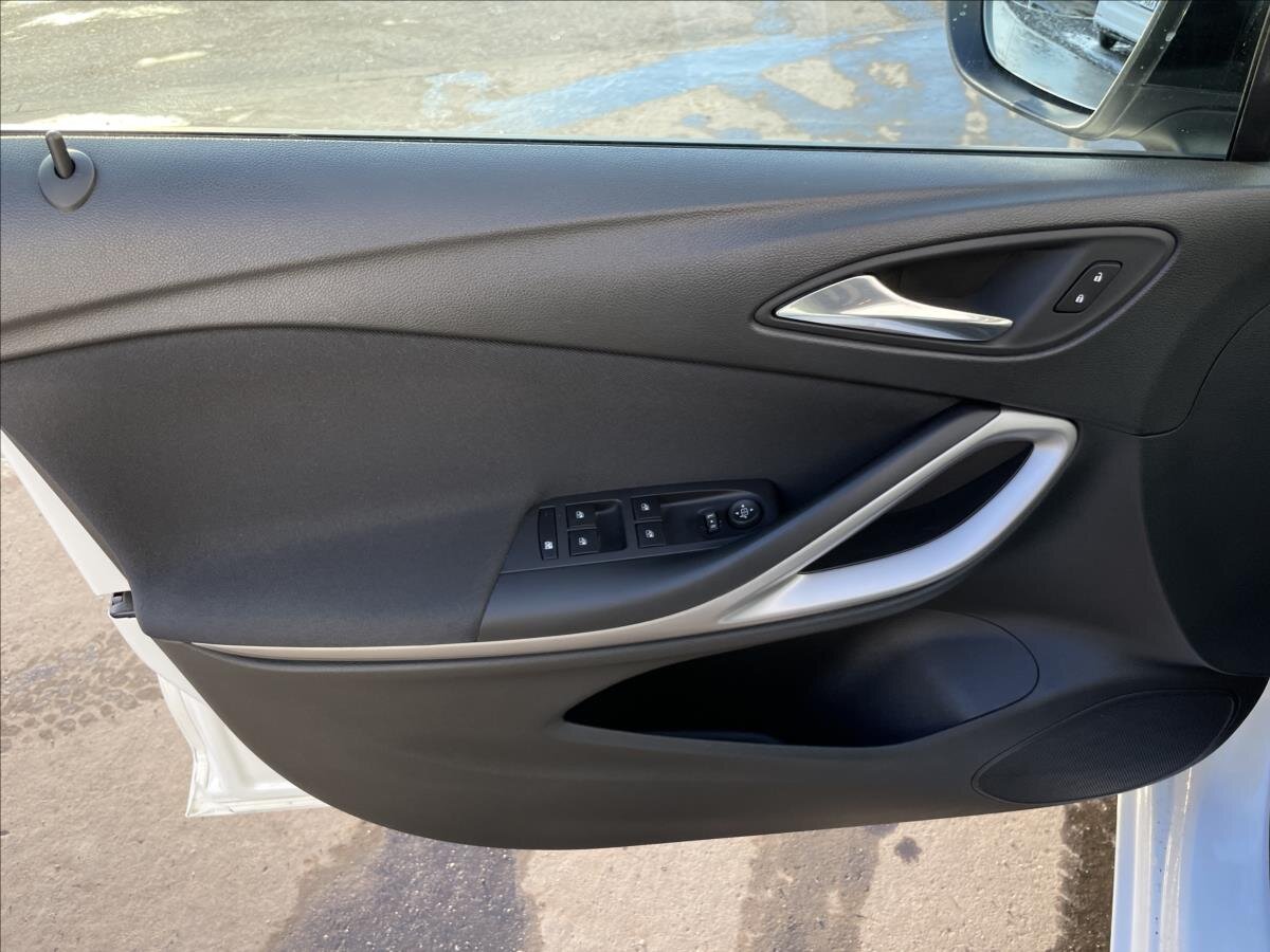 Opel Astra Kombi 1,5 l 90 kw