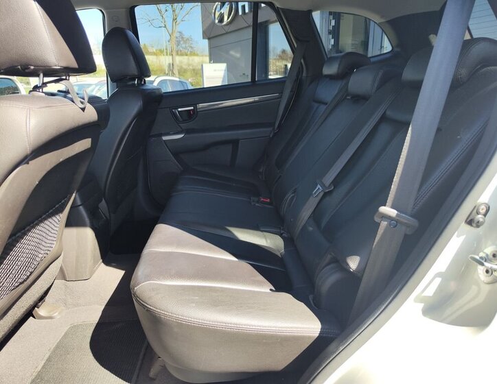 Hyundai Santa Fe SUV / Terénní 2,2 l 145 kw