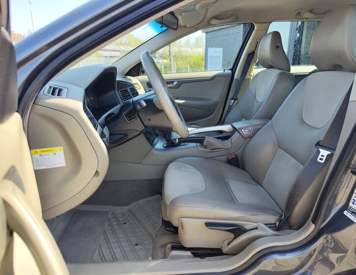 Volvo XC70 Kombi 2,4 l 120 kw