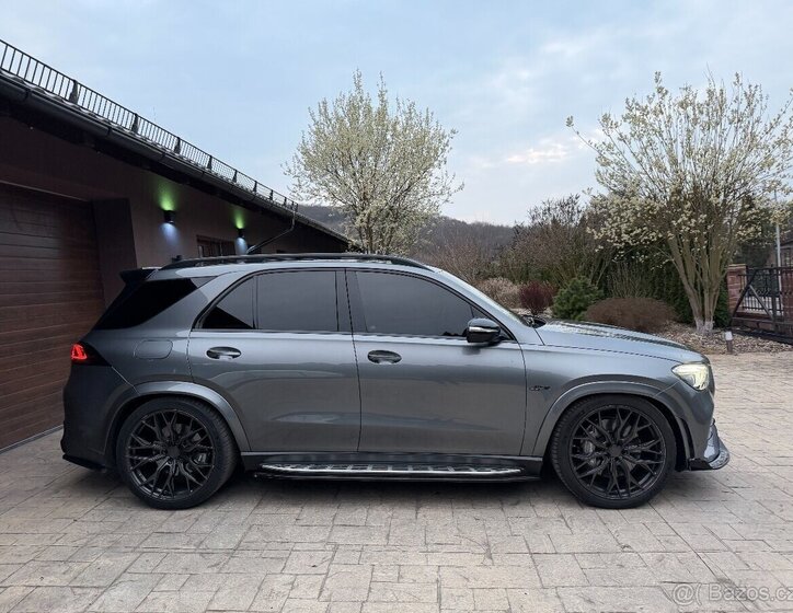 Mercedes-Benz GLE Kombi 3,0 l 320 kw