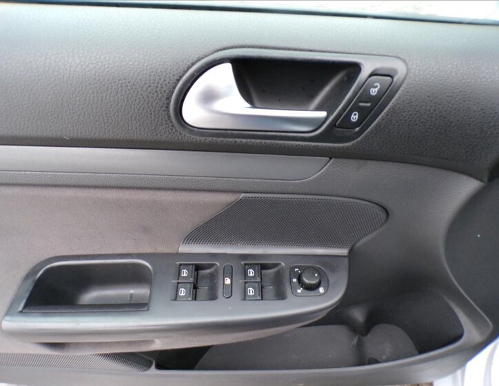 Volkswagen Golf Kombi 1,9 l 77 kw