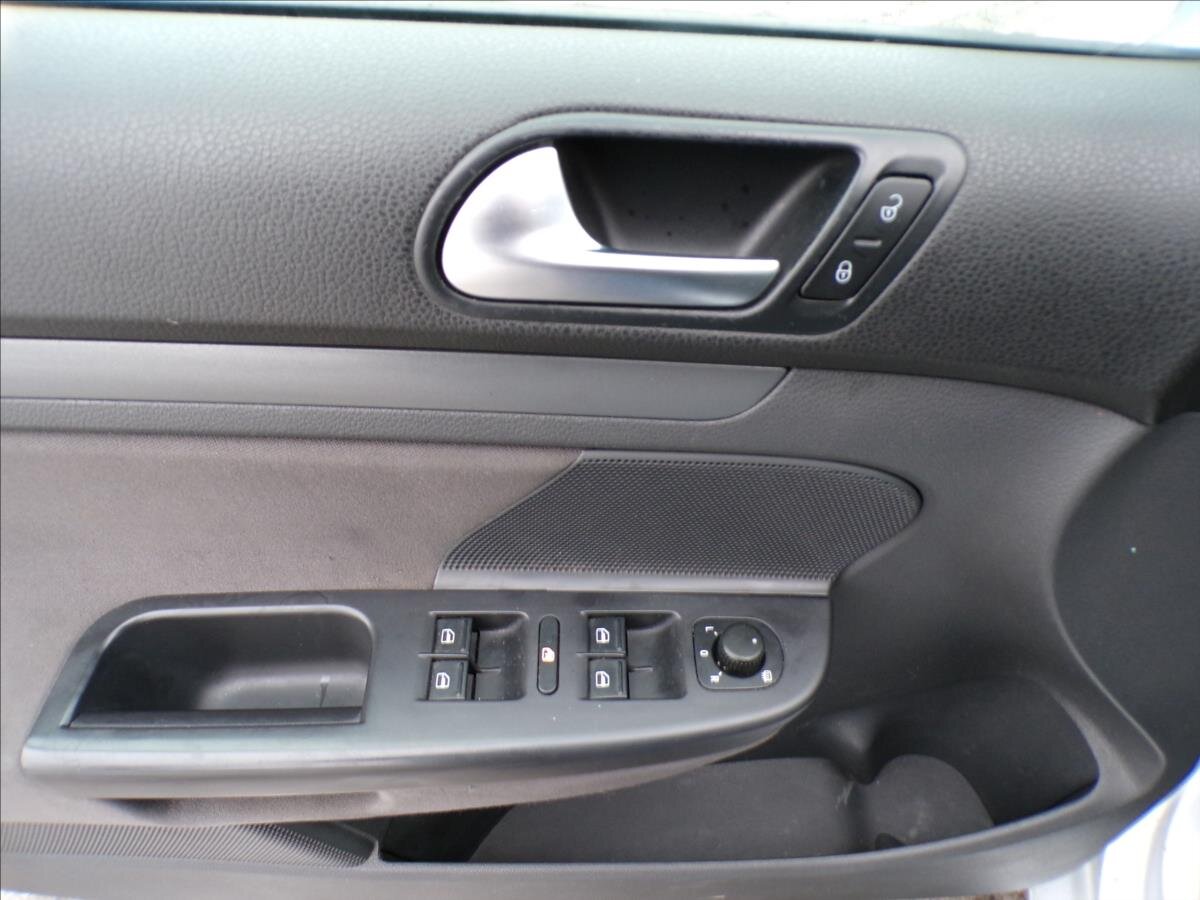 Volkswagen Golf Kombi 1,9 l 77 kw