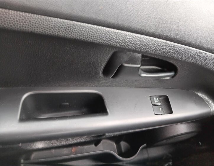 KIA Venga MPV 1,4 l 66 kw