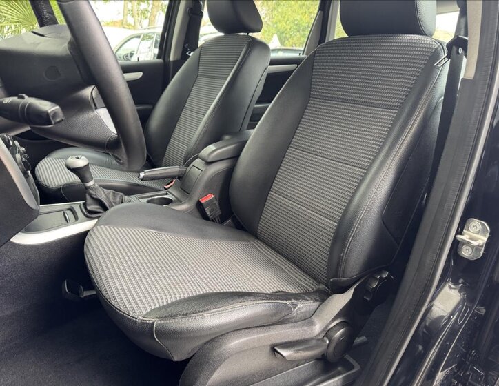 Mercedes-Benz Třídy B 30