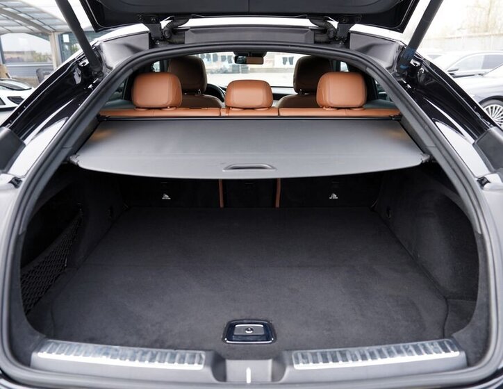 Mercedes-Benz GLC SUV / Terénní 2,0 l 143 kw