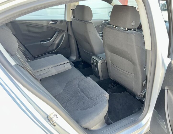 Volkswagen Passat Sedan / Limuzína 2,0 l 110 kw