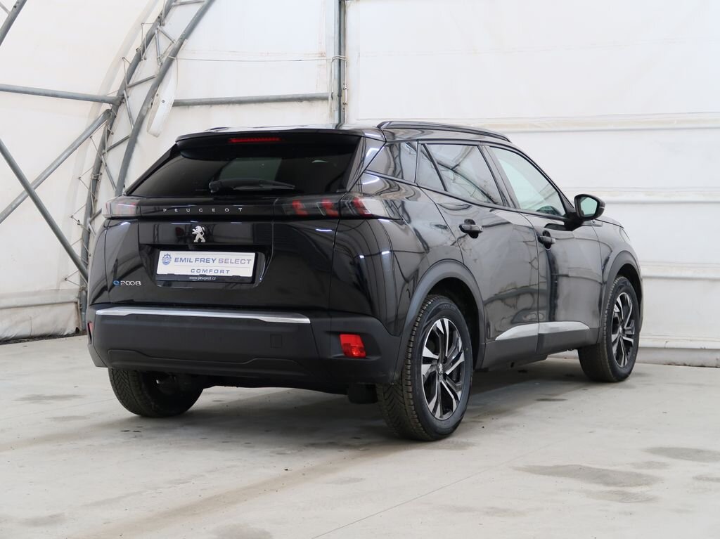 Peugeot 2008 SUV 0,0 100 kw
