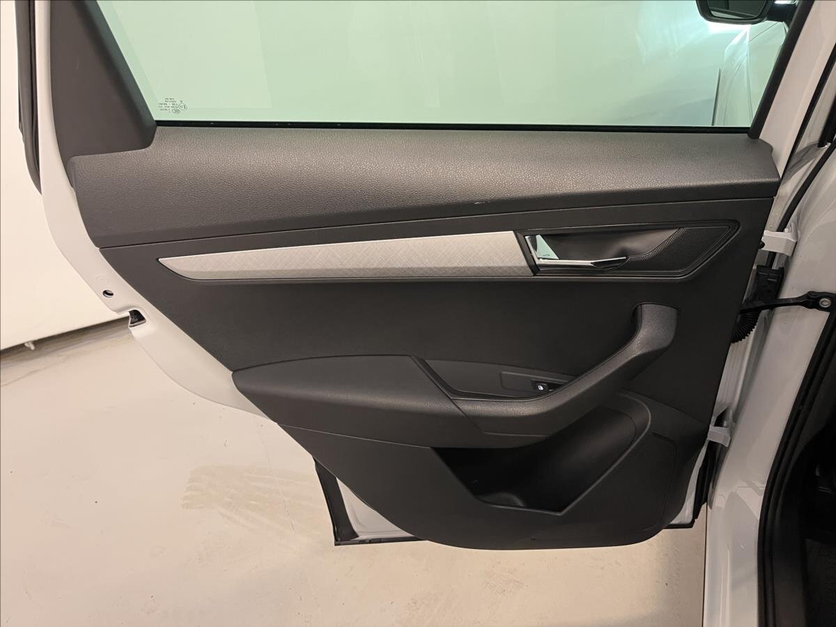 Škoda Karoq SUV / Terénní 1,5 l 110 kw