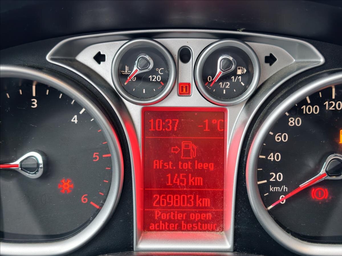 Ford Focus Kombi 1,6 l 66 kw