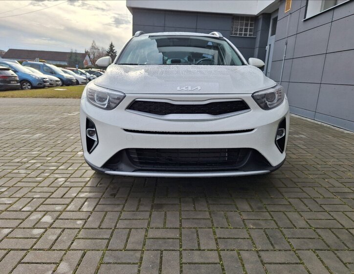 KIA Stonic Kombi 1,2 l 57 kw
