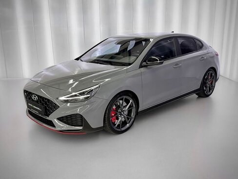 Hyundai i30 Hatchback 2,0 l 206 kw