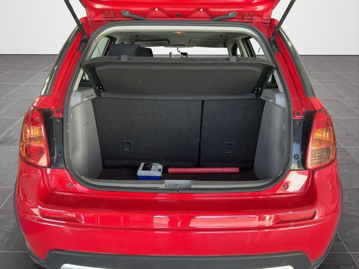Suzuki SX4 SUV / Terénní 1,6 l 88 kw