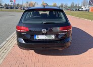 Volkswagen Passat Kombi 2,0 l 110 kw