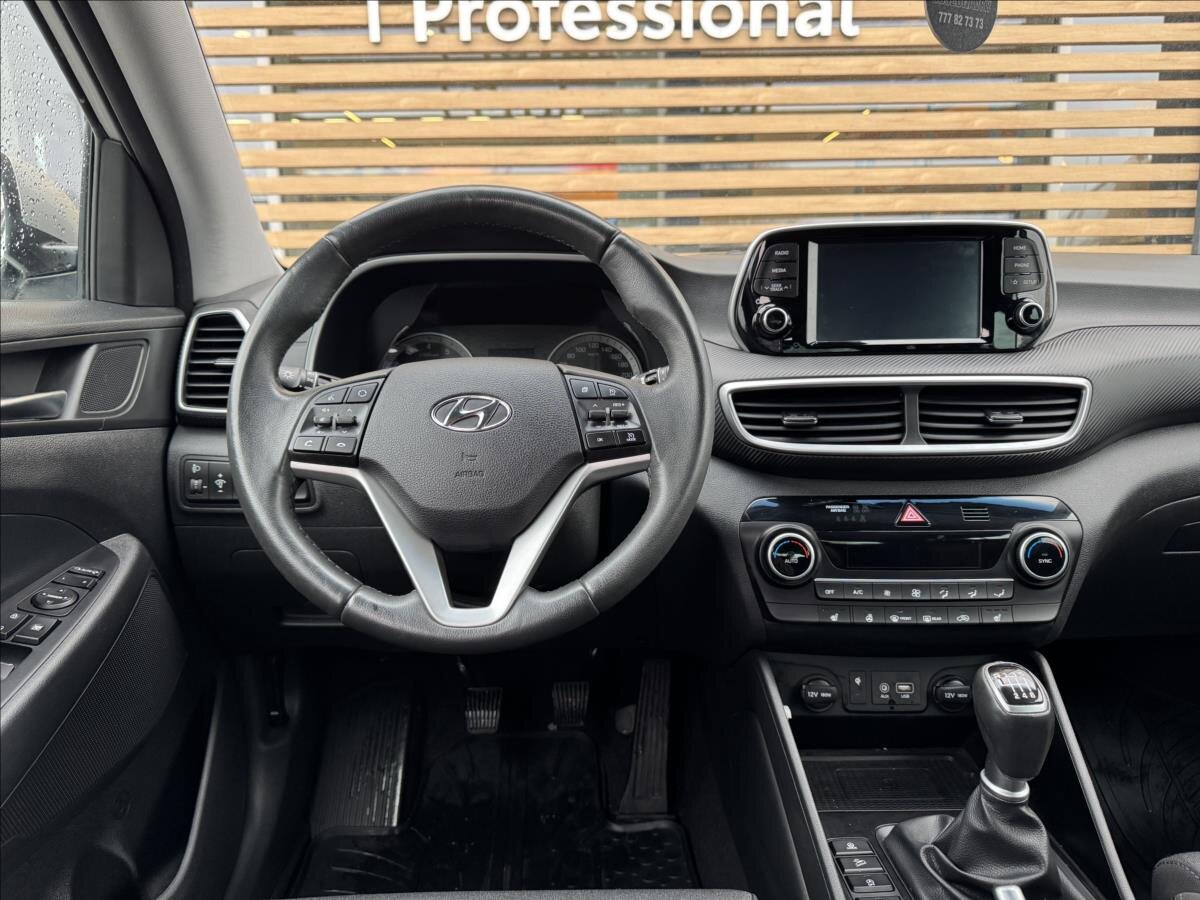 Hyundai Tucson SUV 1,6 l 97 kw